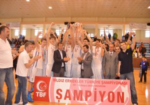 Basketbolda kupa Anadolu Efes'in
